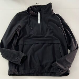 Lululemon half zip pullover anorak. Size 6.